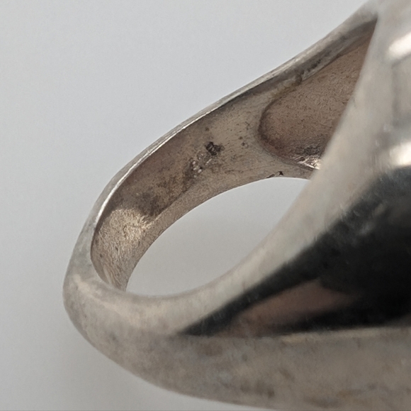 Sterling Silver Ring w/ Round Carnelian Stone - Picture 9 of 11